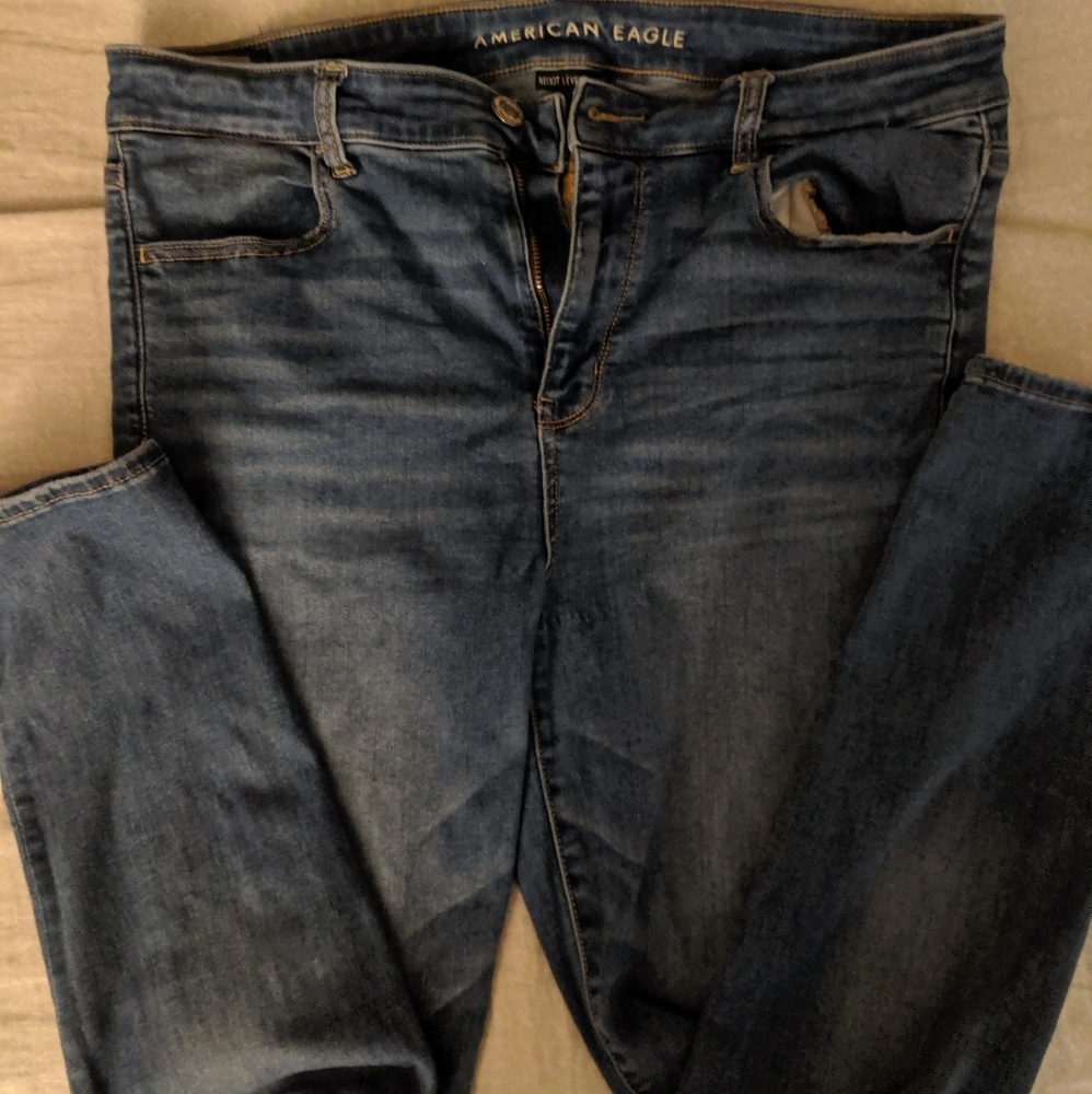 American Eagle High Rise Jegging